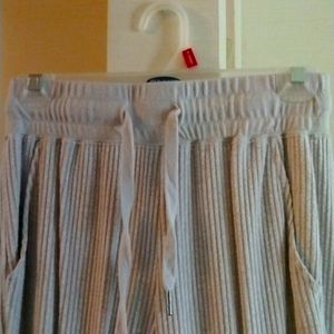 Zyia oatmeal ribbed jogger, size small